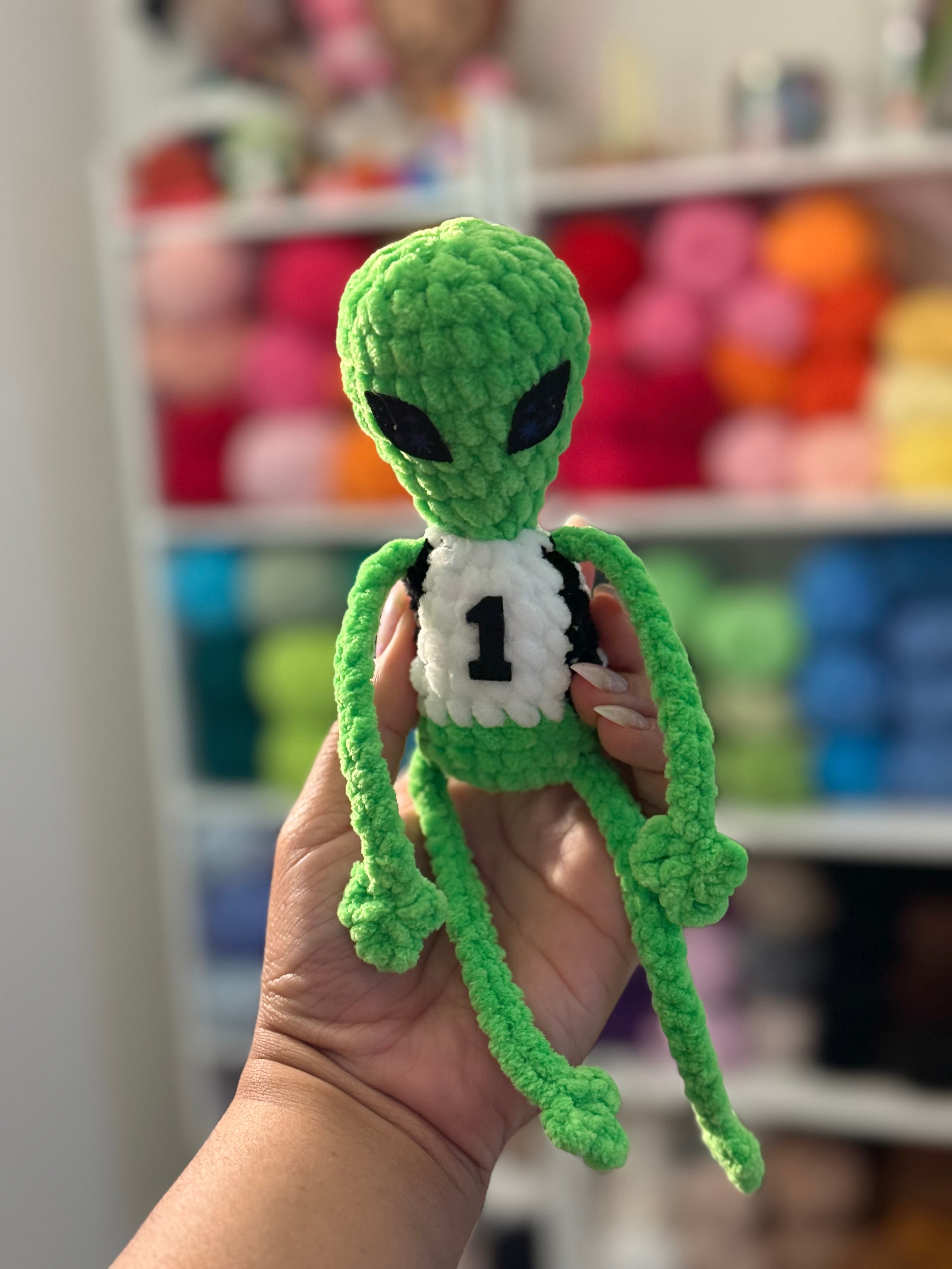 READY TO SHIP Alien Player